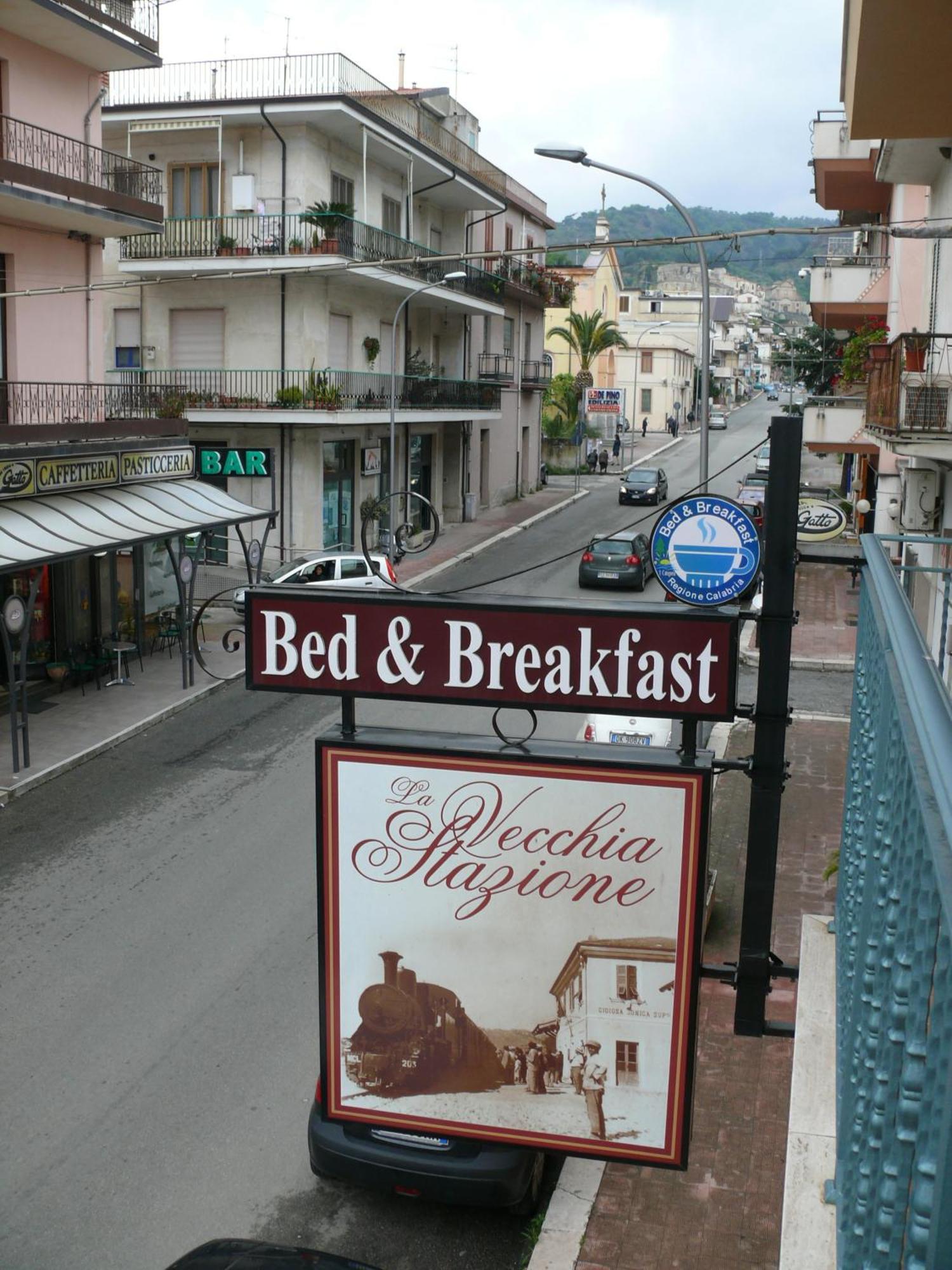 B&B La Vecchia Stazione Gioiosa Ionica Eksteriør bilde